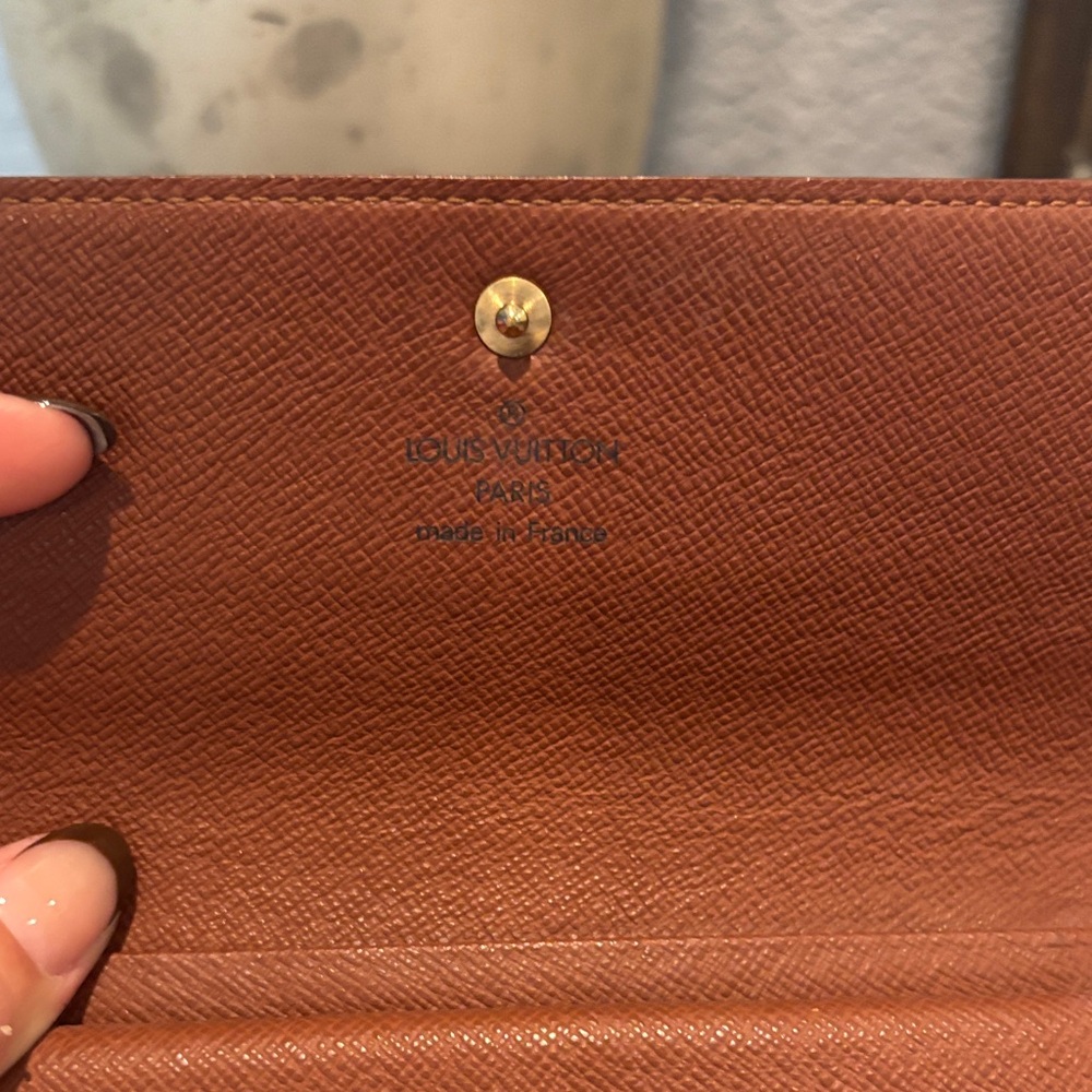 Authentic Louis Vuitton Monogram Trifold GM Wallet - Picture 9 of 16